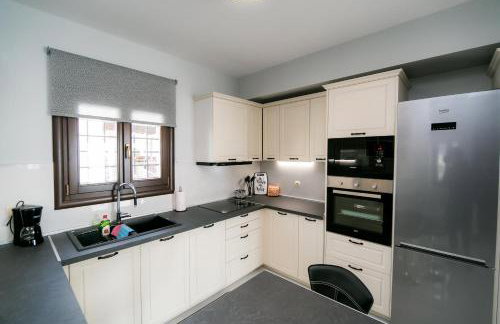 Mermaid Beachfront Villa - Photo 62