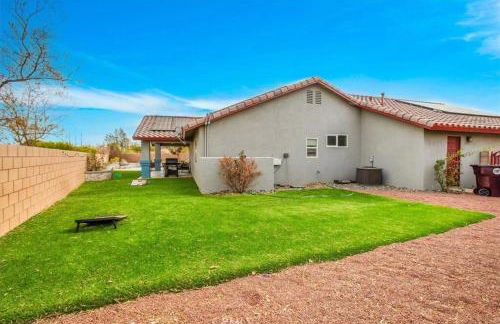 Stunning Joshua Home with Pool, Spa, & Game Room! - Foto 42