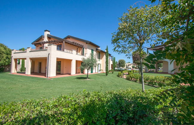 Lugana Village Resort & Sporting Club - Foto 2