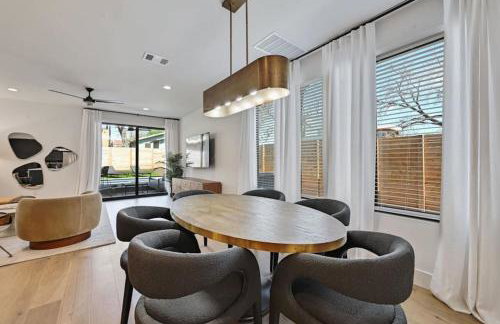 East Austin 5BR w Private Pool Rooftop & Views - Foto 15