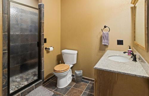 Weatherwood - Gorgeous Luxury Cabin with Spa! - Foto 41