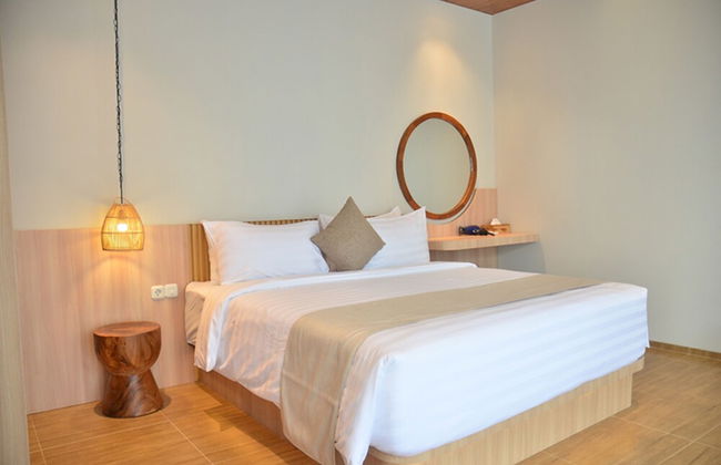 Maplewood Mountain 9BR with Heated Pool - Photo 17