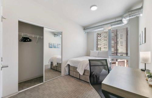 Spacious and Modern With Premium Amenities Near U of M - Foto 9