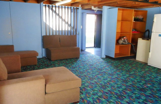 Sunseekers at Hat Head - Photo 6