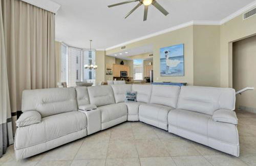 Beautiful Spacious Penthouse 2 Story Beach Front Condo Sleeps 12! - Foto 3