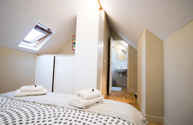 Charming Triplex Near Avenue Louise - Photo 15