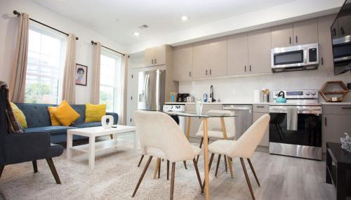 It's a Corner unit with cool City Skyline views! - Foto 3