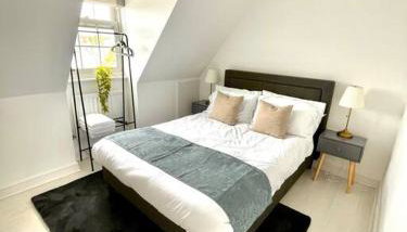 High-End 2 Bed Maisonette in Beaulieu Park - Foto 3