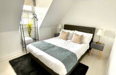 High-End 2 Bed Maisonette in Beaulieu Park - Foto 3