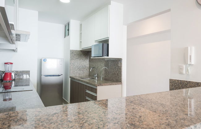 GLOBALSTAY. Ocean View Apartments. Pool. Gym - Photo 10