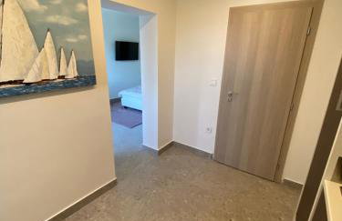 Apartmani Kumenat - Photo 19