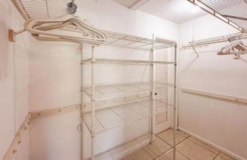 Waterfront Florida Vibes and Views - King Bed - Foto 56