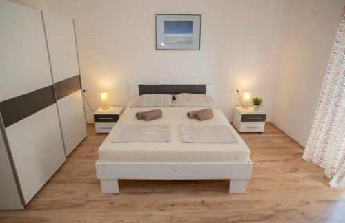 Apartments Yucca - Photo 37