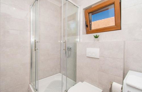 Villa Meadow with swimming pool - Foto 44