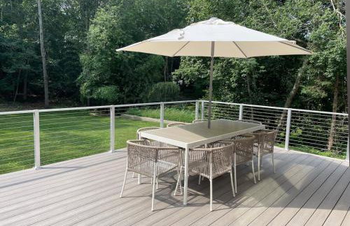 Luxury 5BR A frame w Heated Pool, Walk to Beach - Foto 4