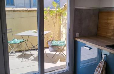 La Dolce Vita Nîmoise Terrasse 100 m des Arènes - Foto 8