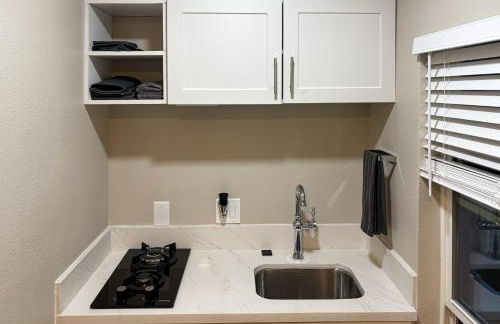 Pool and Hot Tub Access Cozy Perris Tiny Home - Foto 11