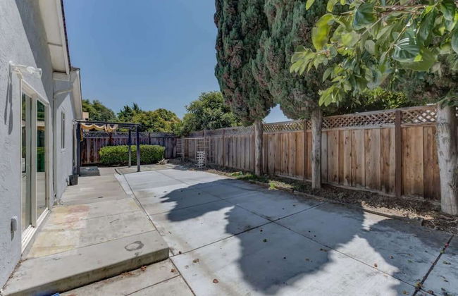 @ Marbella Lane - Boho 'n Sleek Rtreat Pool Tble - Foto 21