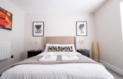 Luxury 4BDR House By Torr Property Group Short Lets & Serviced Accommodation With Free Gated Secure Parking & Private Patio Garden Liverpool - Foto 25