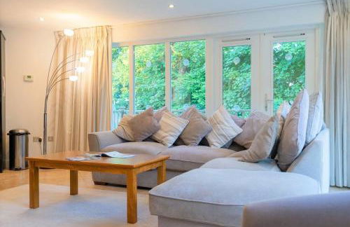 Trewhiddle Retreat V11 by Together Travel - Luxury 4-Bedroom Villa - Foto 10