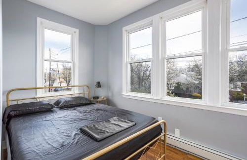 One BR near Metlife with Laundry & Parking - Foto 2