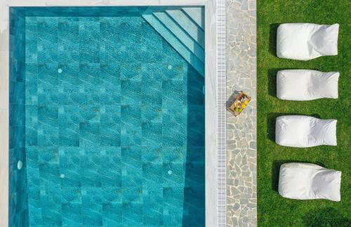 Marble Pool Villa - Photo 22