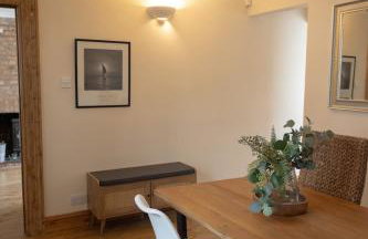 Cottage in Central Burbage Leicestershire - Photo 6