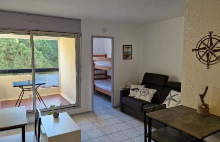 Studio cabine climatisé et loggia au calme avec linge et parking inclus - Foto 10