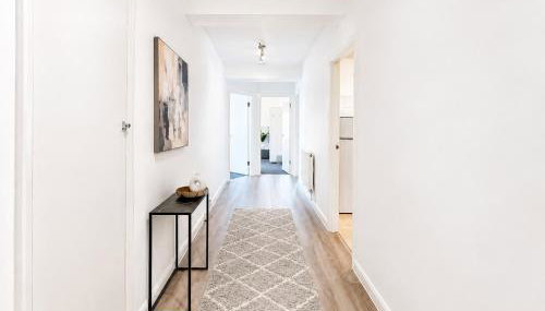 Modern Central Large Apt Above Tube for 4 - Foto 3