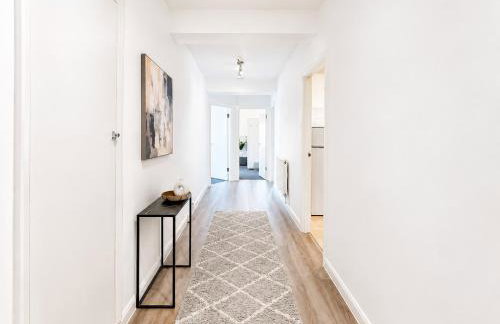 Modern Central Large Apt Above Tube for 4 - Foto 3