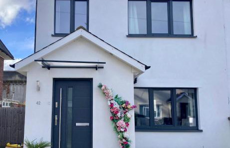 Cosy Modern Family Home Free Parking Garden - Foto 2