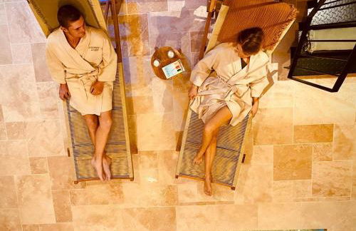 LE DOMAINE DE SOANI - Piscine intérieure, Jacuzzis & Sauna - ADULT ONLY - Foto 19