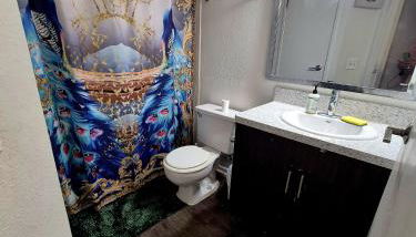 STYLISH COZY CONDO NEAR TO EVERYTHING a! - Foto 2