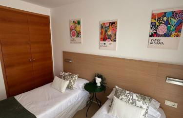 Casa Tita - Exclusivo Apartamento con Gran Terraza y Vistas a la Piscina en Lloret de Mar - Foto 38