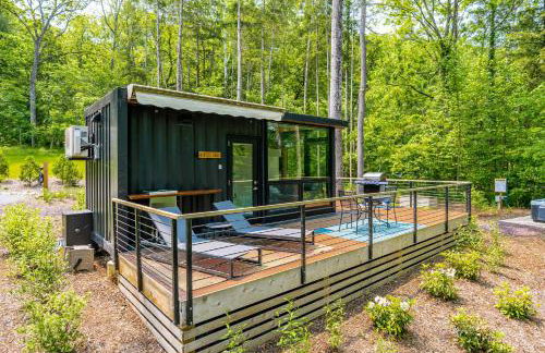 Modern Riverside Cabin w Hot Tub Fire Pit Kayaks - Foto 6