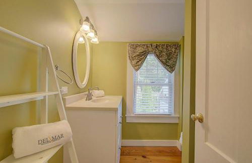 Large Deck Fire Pit Dog Friendly Near Beach - Sleeps 10 - Foto 22