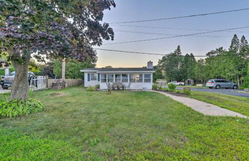 East Tawas Cabin with Lake Huron Access and Views - Foto 21