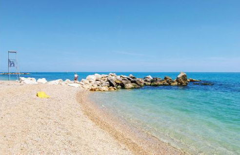 Lovely Home In Morrovalle - Foto 40