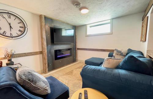 Historical Boiler Maker - Downtown Muskegon - Foto 3