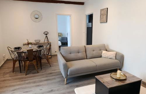 Le Trèfle Doré T2, wifi, private parking space - Foto 1