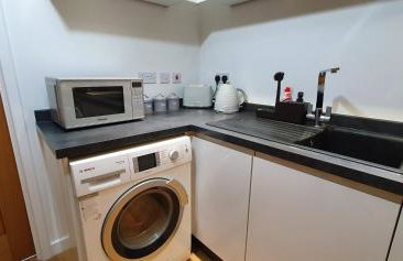 Northampton 2 Bedroom Town Centre Apartment close to University, Hospitals, Brackmills - Foto 20
