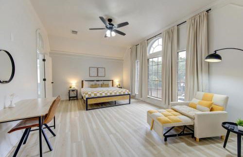 Amazing Getaway Home - 4 Bedrooms 2,5 Baths - West Houston, Katy, Richmond - Huge Pool, Mini-Golf, PingPong, Billards, BBQ, Katy Asian Town, Typhoon Waterpark, King Bed - Foto 43