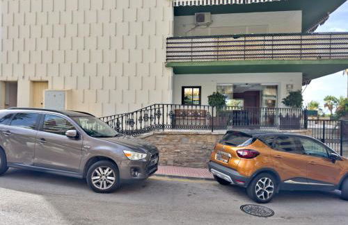 Boho Chic Apt, Frontline Sea & Paseo Views - Photo 28