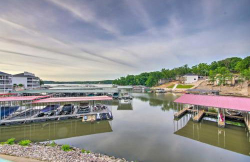Screened Balcony with Views Sleek Lake Ozark Gem! - Foto 20
