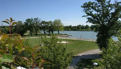 Beau studio Monteux, balcon vue Lac, près de Spirou Provence - Photo 2