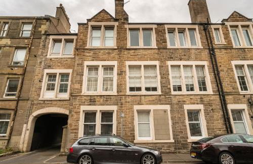 2BD Loft Style Apt - Edinburgh - Free Parking - Pass the Keys - Foto 60