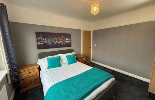 Entire House, Parking, Facilities, sleeps up to 6, suitable for contractors, families or NHS - Foto 2