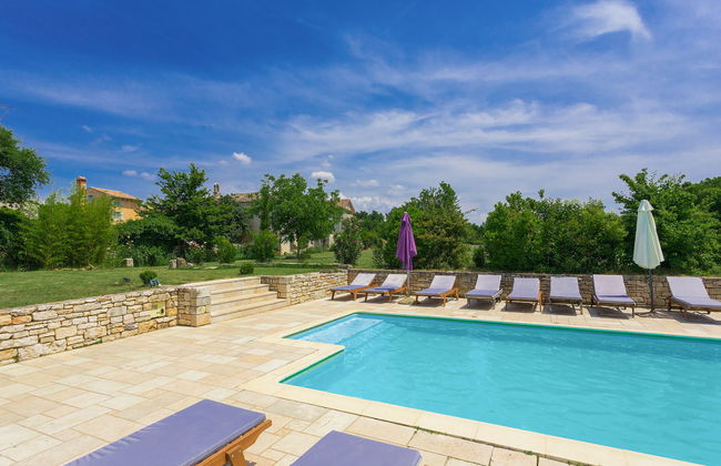 Stancija Negrin - Foto 1