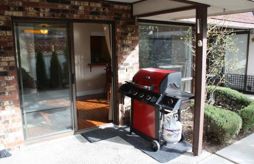 Next to Lake, Pool, 10 Acre Park, 1 Mile to Town, Best Prices - Foto 13