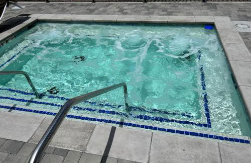 Newly Built Updated 3 Bed 2 and a half bath Creekhouse at Snowcrk Resort 1463 Amazing Mountain Views - Photo 3